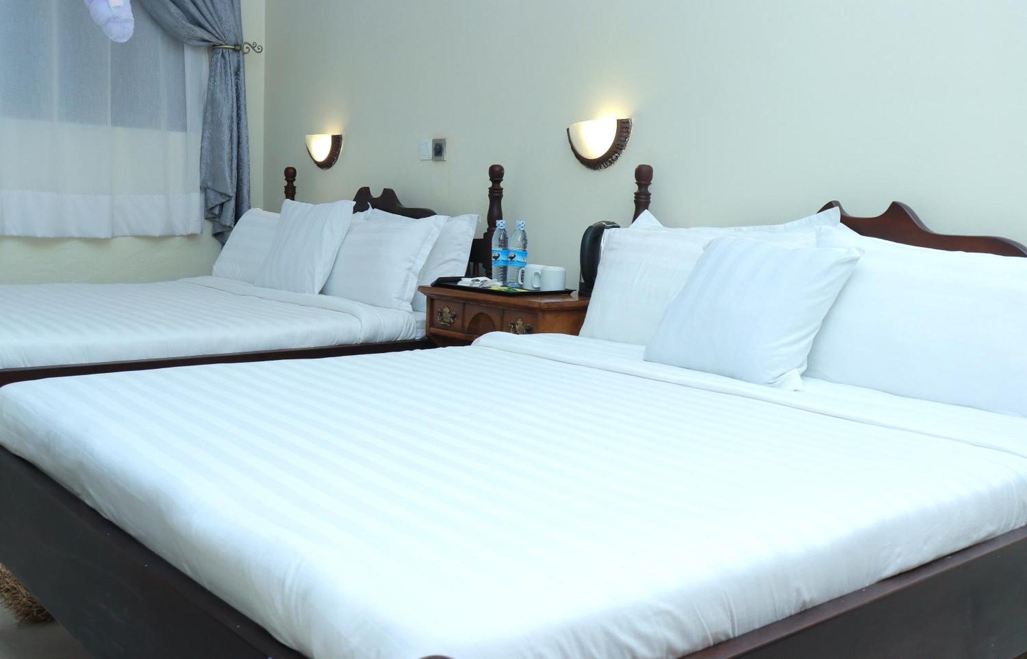 Mowicribs Hotel&Spa Entebbe Zewnętrze zdjęcie
